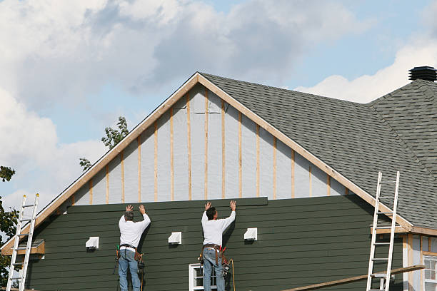 Professional Siding Contractor technician working in Clifton, VA